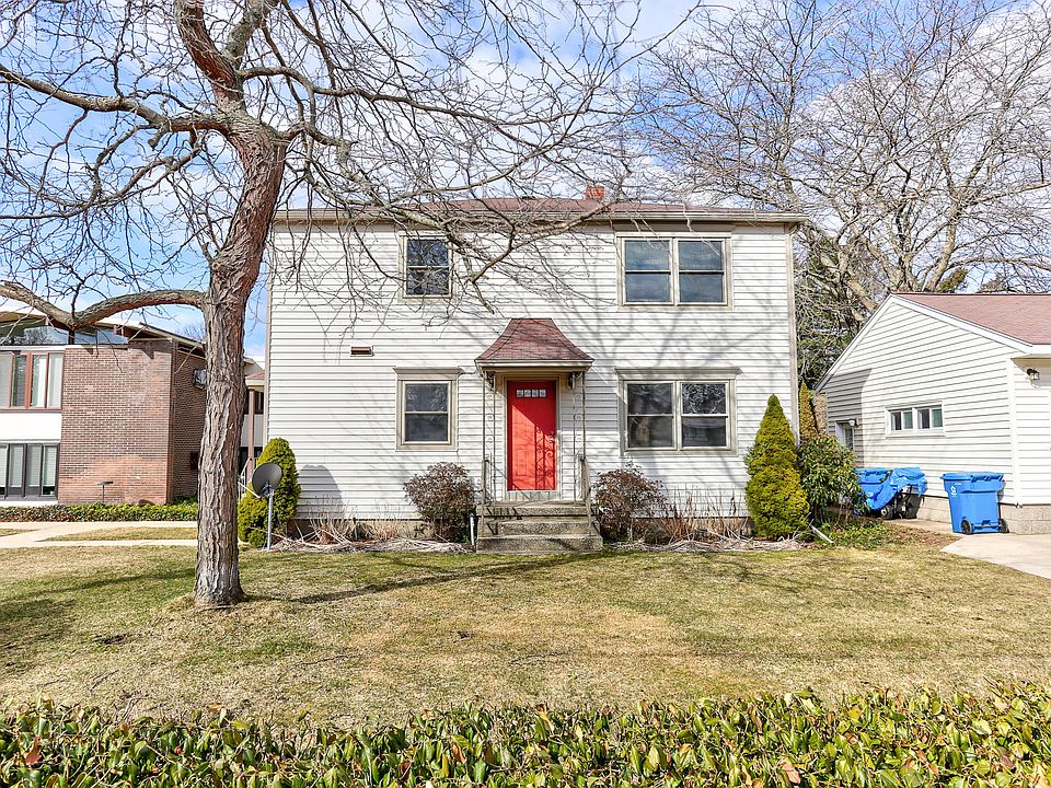 1st image of 709 S Despelder St