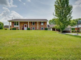 346 Skyland Dr, Bristol, TN 37620