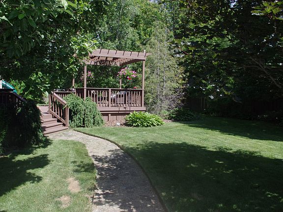 5th image of 135 Ferris State Ct