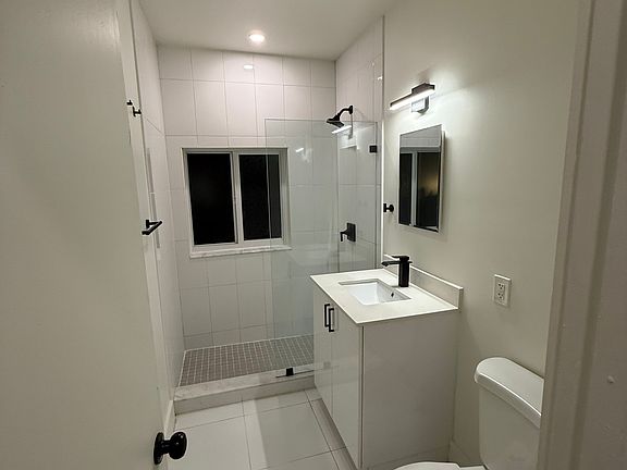 4th image of 7411 Carlyle Ave APT 1