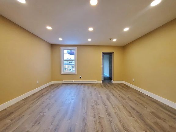 3rd image of 266 Summit Ave #2L
