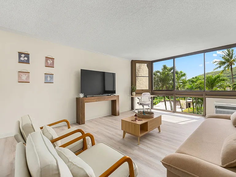 521 Hahaione St #2/2L — Photo 30