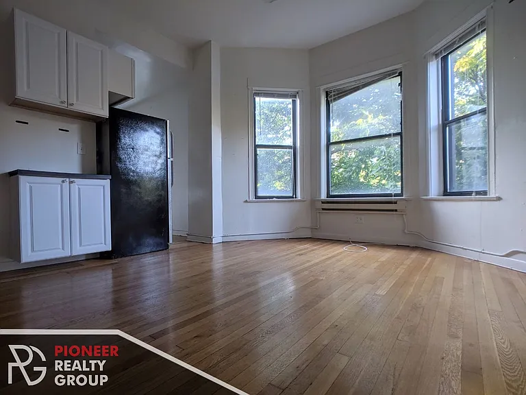 915 W Waveland Ave #923-2D — Photo 7