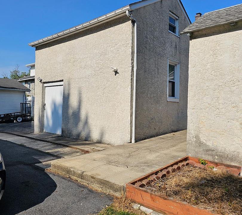 2nd image of 3304 Kutztown Rd