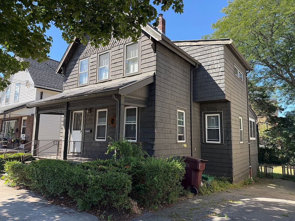 1st image of 143 Bell Rock St