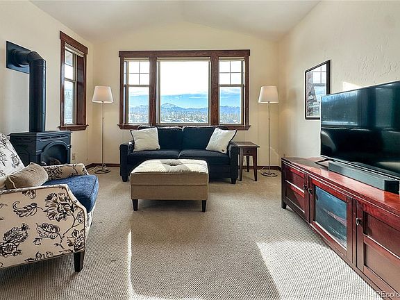 5th image of 39 Cozens Pointe Circle Bldg B #B202