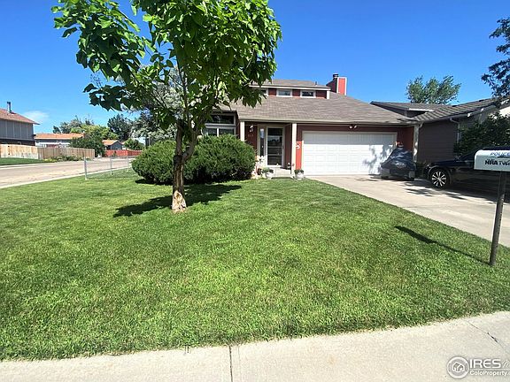 2nd image of 502 Dahlia St