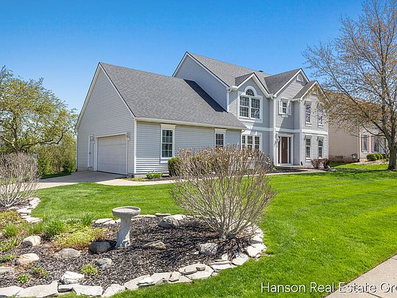 2nd image of 1716 Riva Ridge Dr SE