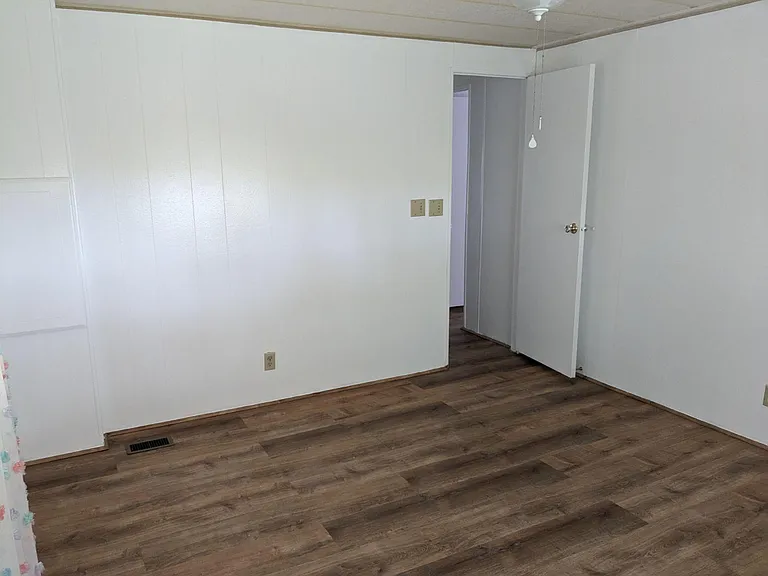 900 9th Ave E #126 — Photo 11