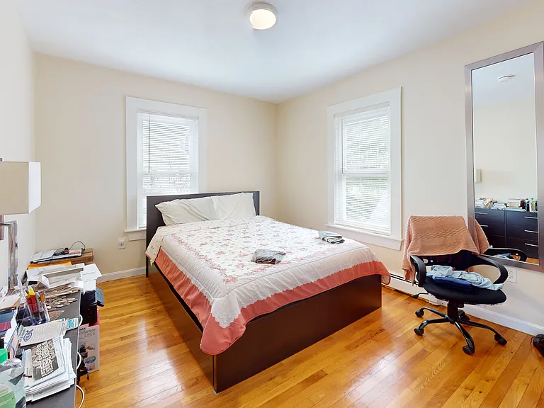 19 Harvard St #3 — Photo 4