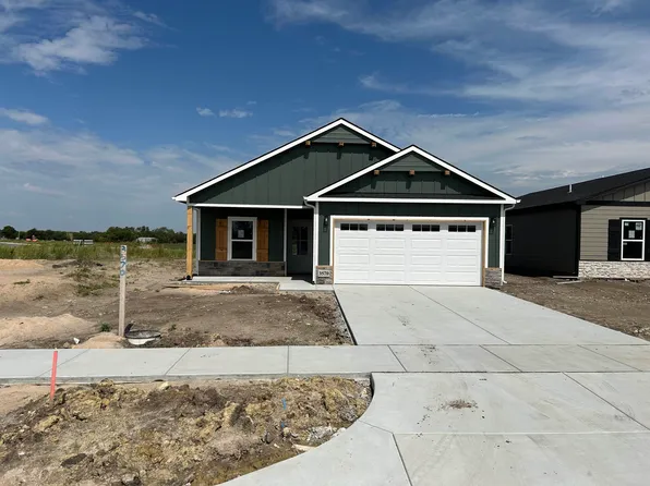 3570 E Hollandale St, Derby, KS 67037