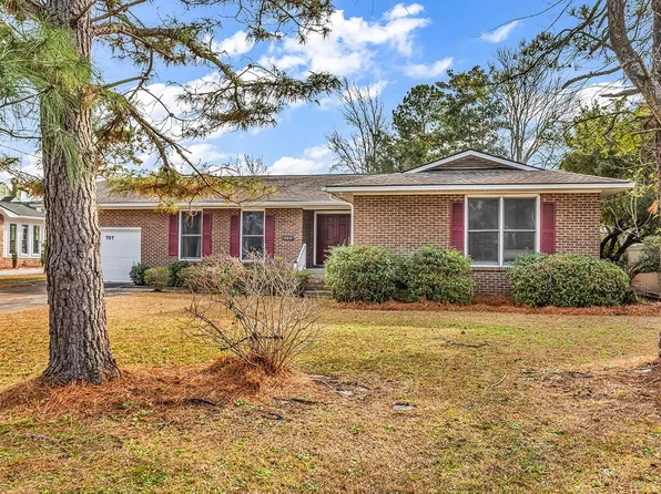 707 Anne St., North Myrtle Beach, SC 29582