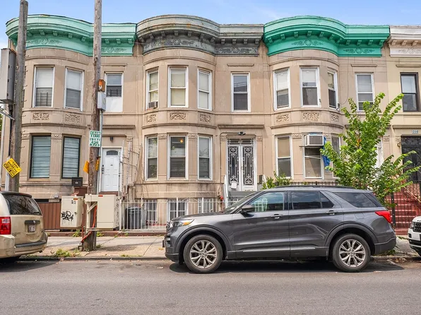 300 Schenectady Ave #Pvt, Brooklyn, NY 11213