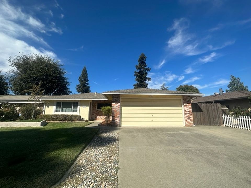 1st image of 443 Colusa Pl