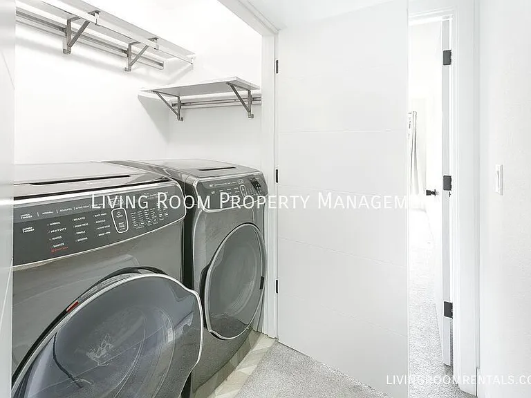 7731 N Decatur St — Photo 8