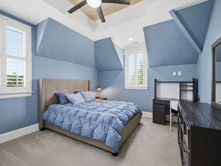 9617 Portofino Dr — Photo 28