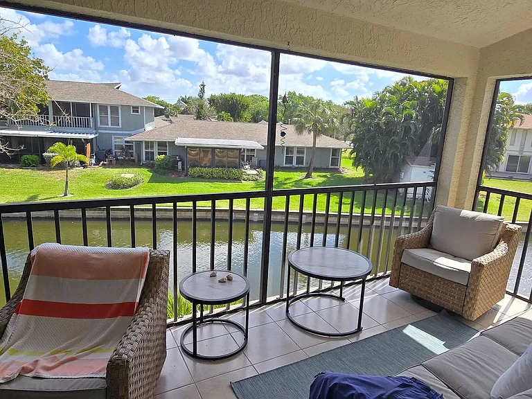 9598 Halyards Ct #24 — Photo 12