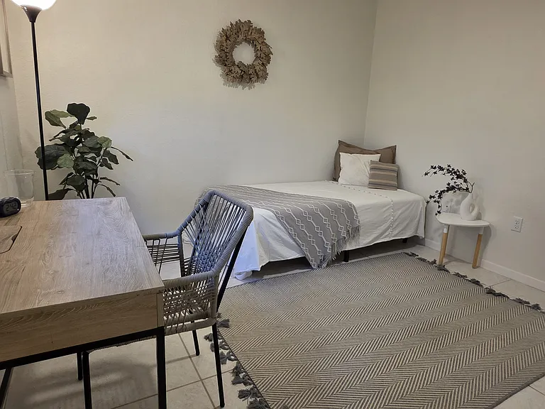 2474 Islander Ct — Photo 14