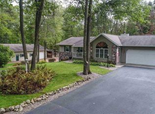 9401 Konkol Ln, Amherst Junction, WI 54407