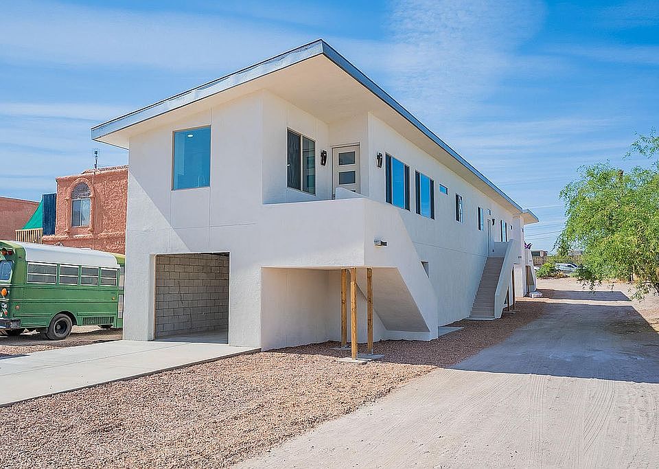 2nd image of 1826 W Probasco Dr