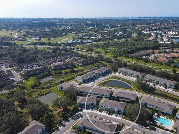 8657 Palmer Park Cir, Sarasota, FL 34238