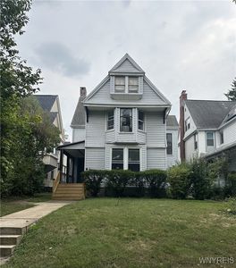 214 Highland Ave, Buffalo, NY, 14222