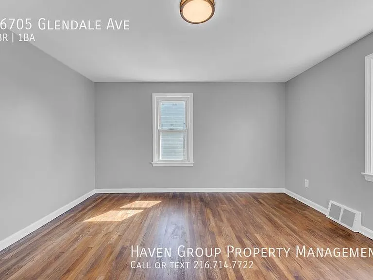 16705 Glendale Ave — Photo 16