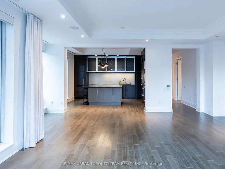 80 Yorkville Ave #303 — Photo 7