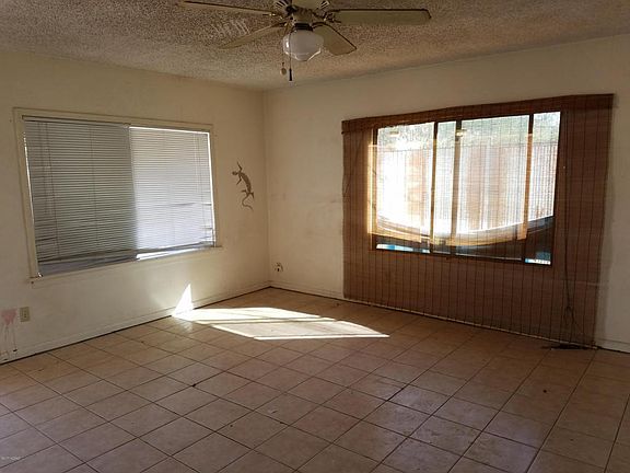 3rd image of 3232 E Almartin St