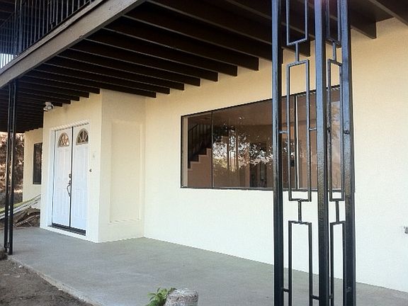 3rd image of 3681 Fairview Dr