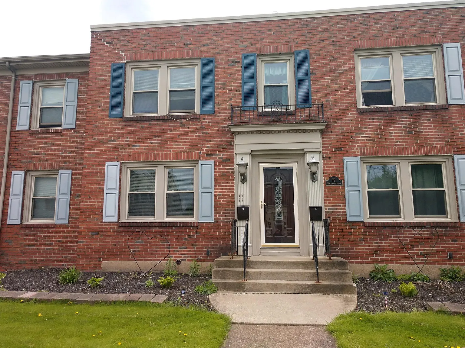 2 bed, $1,295 — Photo 1