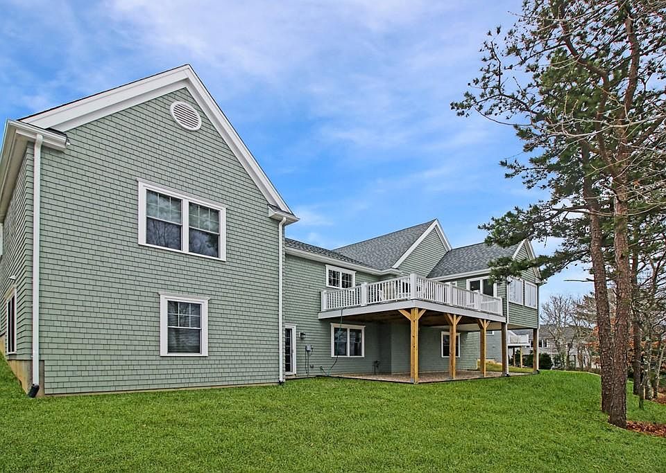 2nd image of 76 Seton Highlands