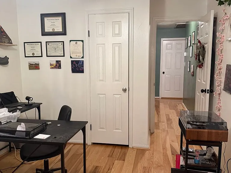 5801 Pleasant Woods Ct — Photo 18