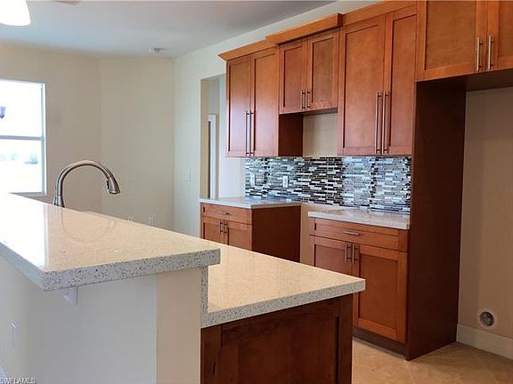 3rd image of 17350 Cayo Ln
