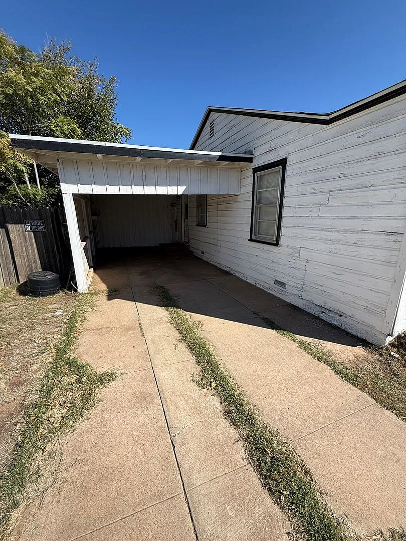 Available Now! 2/1 In Wheelock! — Photo 2