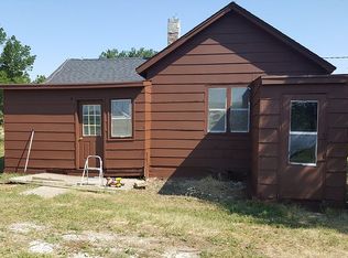 516 S C Ave, Vivian, SD 57576