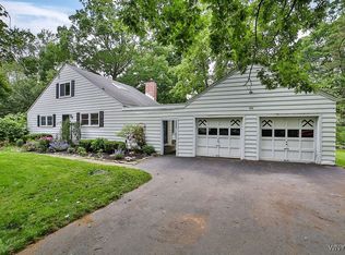 425 Tryon Dr, Lewiston, NY 14092