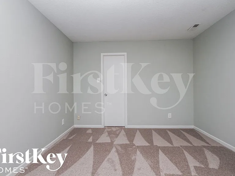 2934 Redland Ln — Photo 11