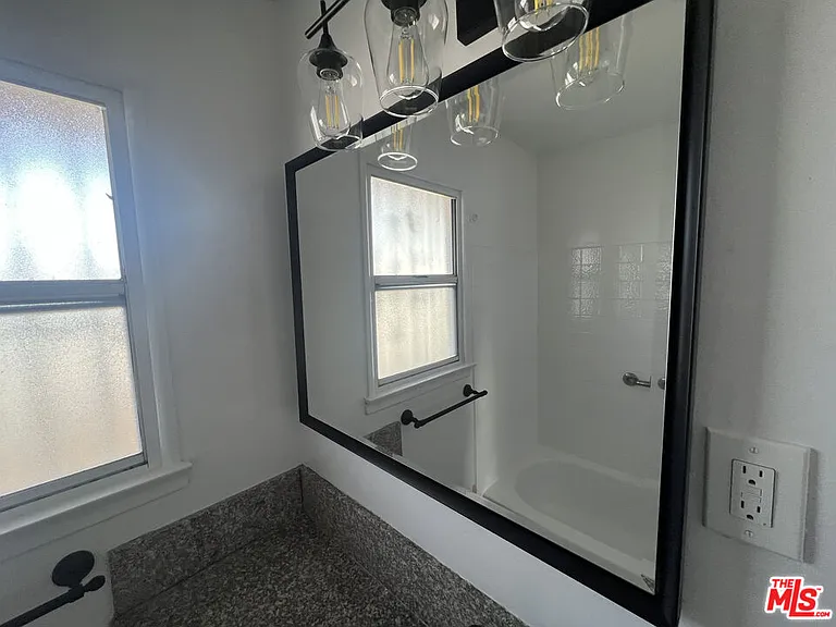 419 La Colina Dr #4 — Photo 21