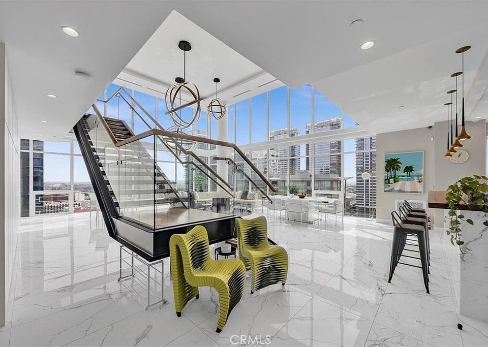 1st image of 1050 S Grand Ave #Penthouse 1