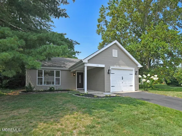 11 Twyford Lane, Manchester, NJ 08759