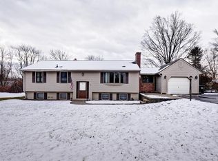 51 Grist Mill Ter, Somers, CT 06071