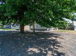 210 N 5th St, Connell, WA 99326