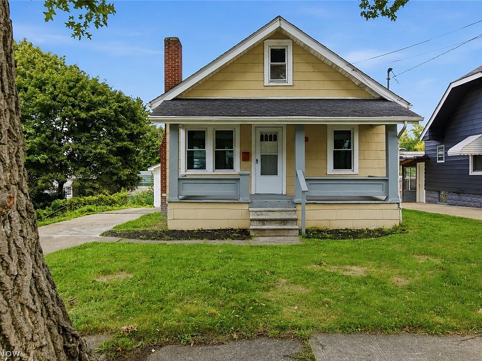 1st image of 975 Corwin Ave