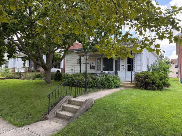 303 E Auglaize St, Wapakoneta, OH 45895