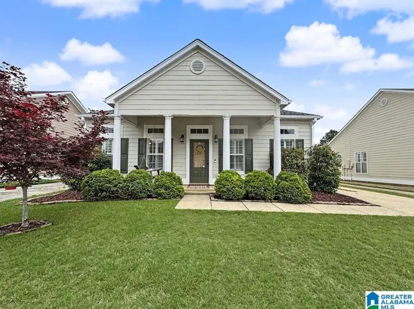 4595 Clubview Dr, Bessemer, AL 35022