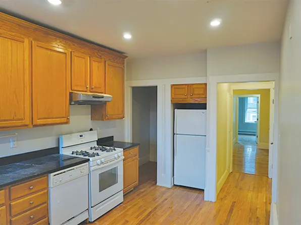 27 Lambert St, Cambridge, MA