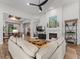 526 Talmadge Ln, Shavano Park, TX 78249