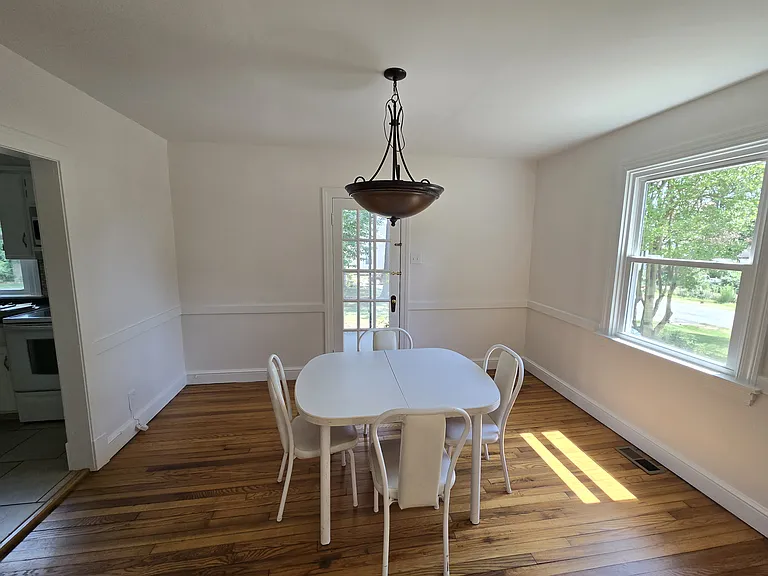 4906 Dollard Dr — Photo 5