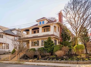34 Quincy St #1, Medford, MA 02155